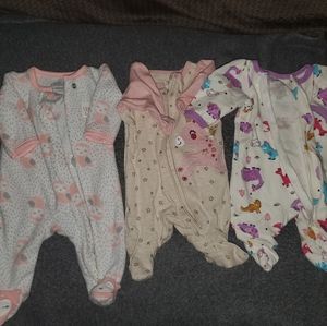 3 premie onesies